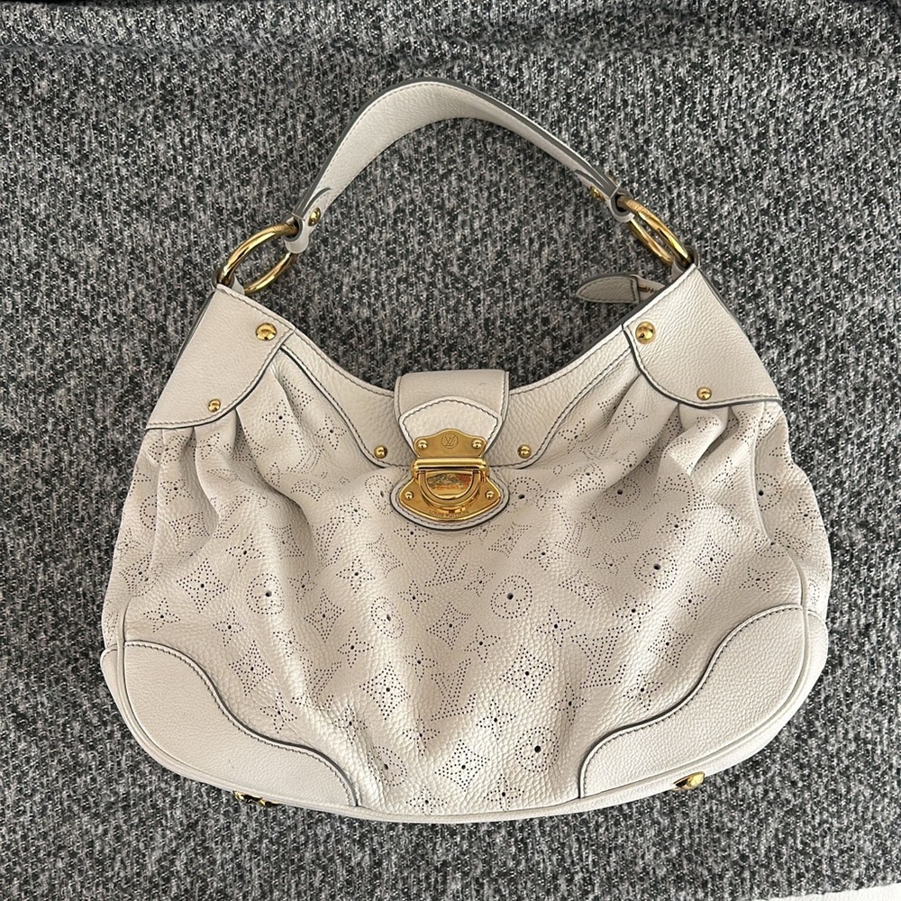 Louis Vuitton XL Hobo